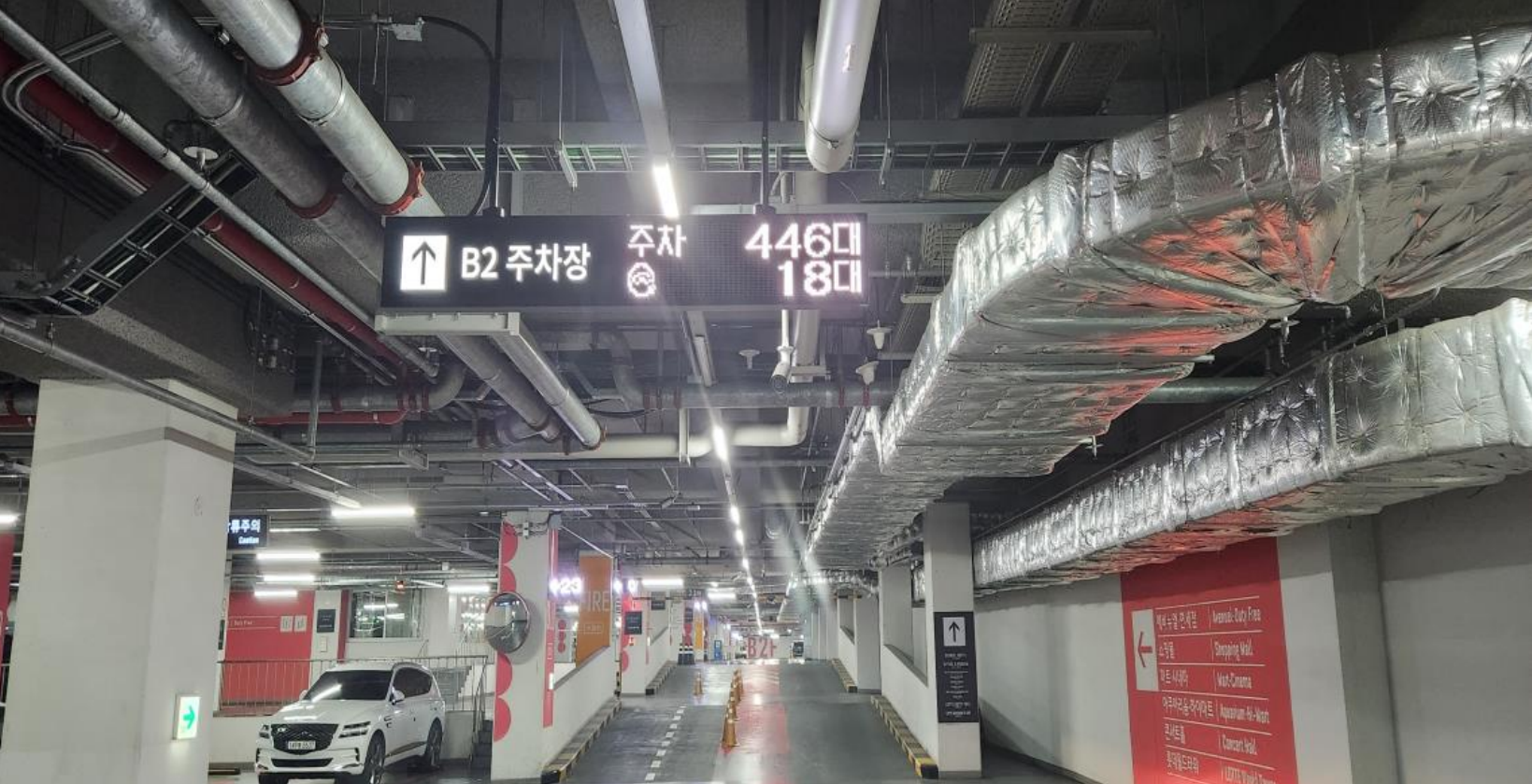 롯데월드타워_층별유도안내판.png